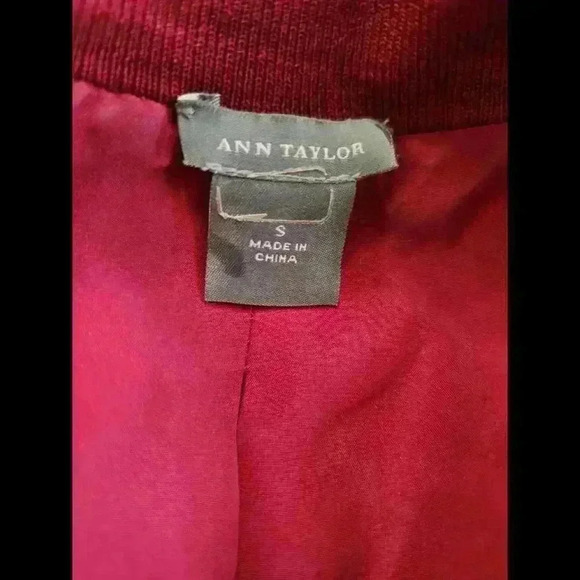 Ann Taylor Red Cardigan with Button - Soft and Versatile - Picture 4 of 4